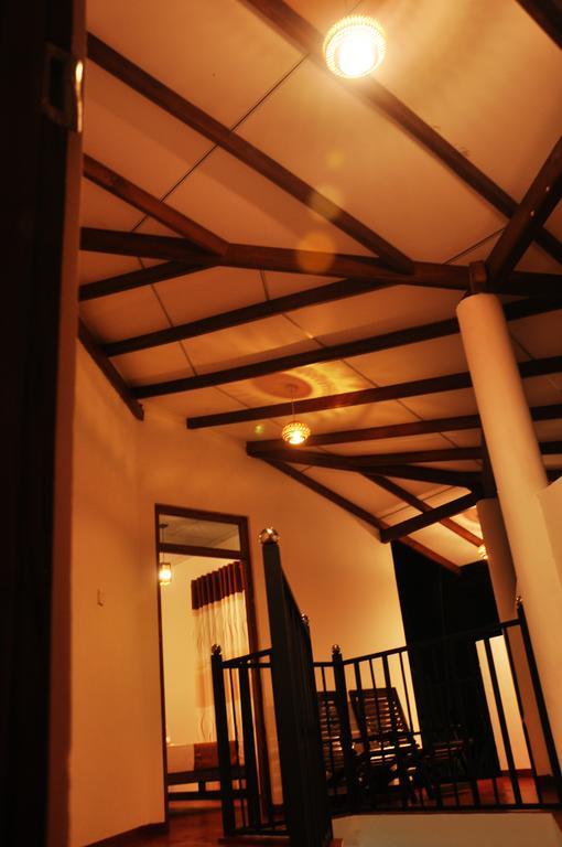 Coconut Garden House Hotel Udawalawe Exterior foto